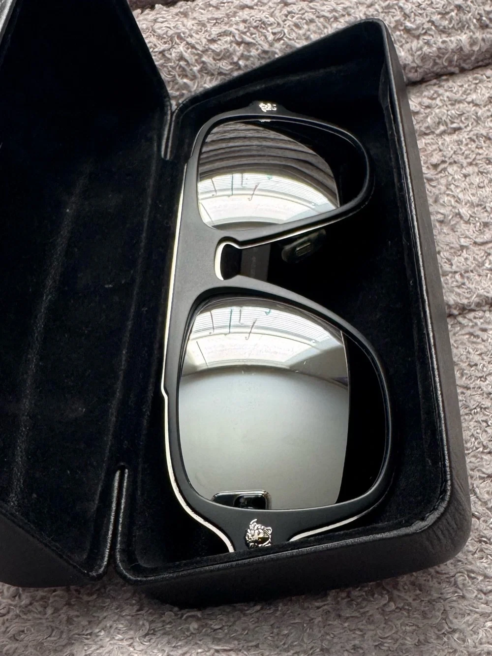 Versace | Accessories | Versace Mens Sunglasses With Silver  display picture 2